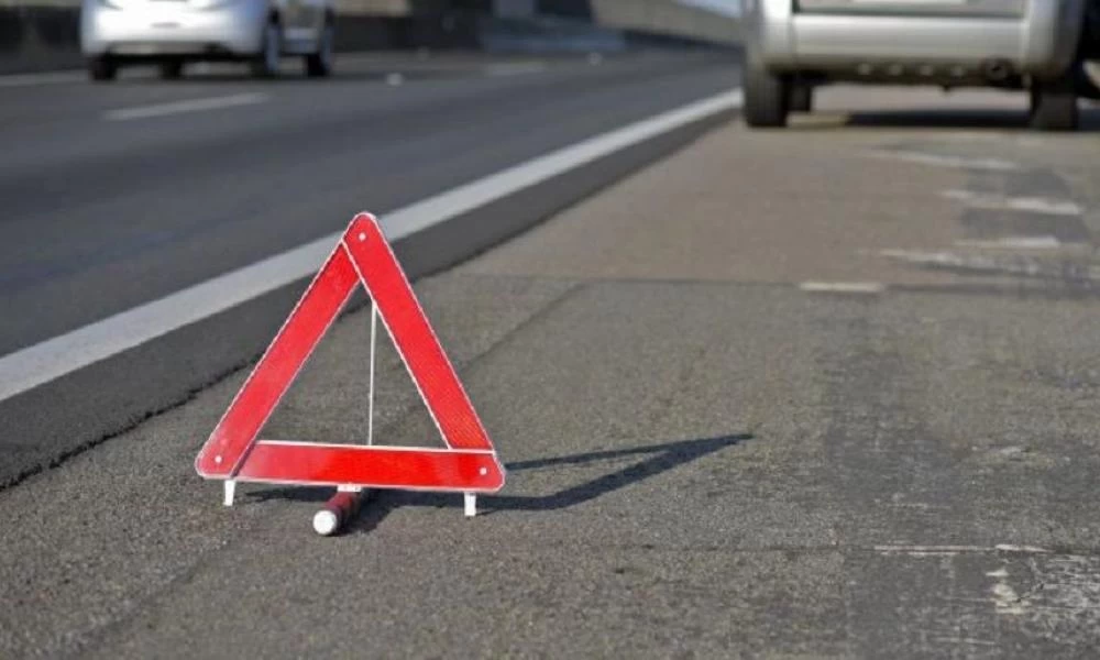 Πάτρα: Από θαύμα γλίτωσε οδηγός όταν τούμπαρε το τζιπ του και καρφώθηκε σε υδροροή
